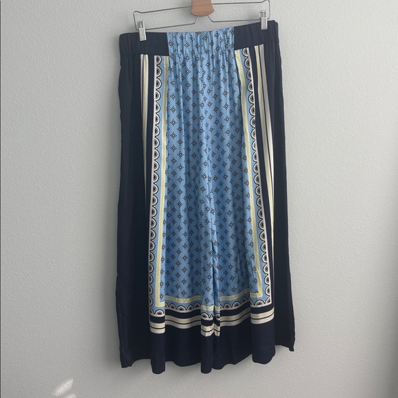 Anthropologie x Maeve Printed Pleated A-Line Culottes - Picture 3 of 6